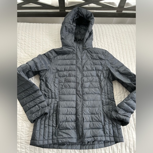 Women’s Dark Gray Puffy Jacket - Picture 1 of 6